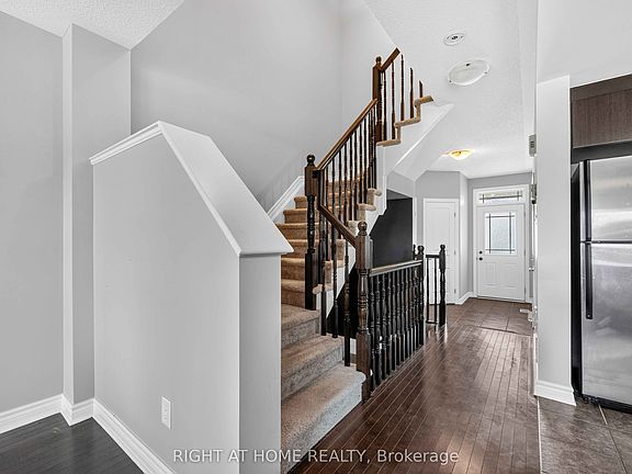 4th image of 490 Barrick Hill Rd