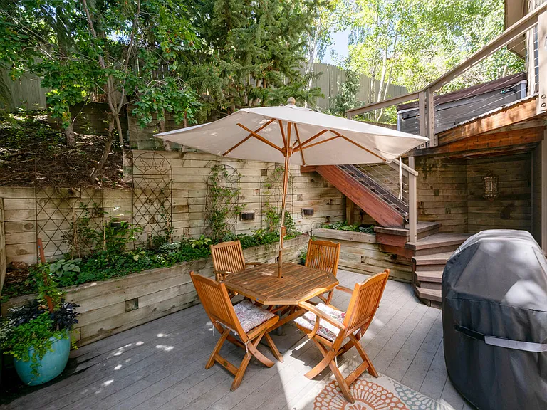 117 Norfolk Ave — Photo 15
