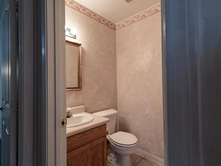 8802 E University Dr — Photo 14