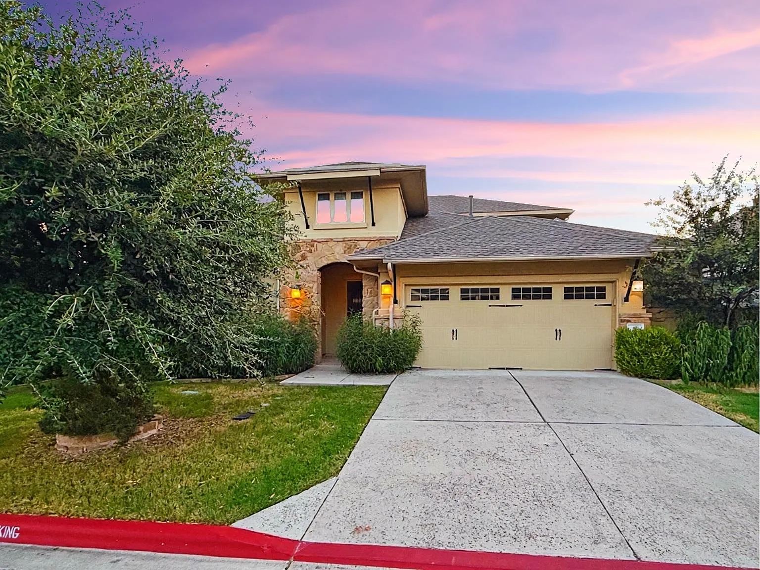 4 bed, 3.0 bath, 3036 sqft, $2,900 — Photo 1