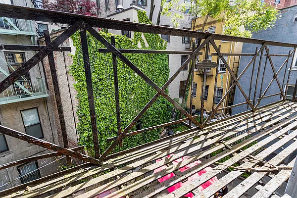 Rented by Oxford Property Group | media 9