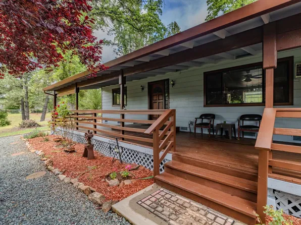 4821 Old Emigrant Trl E, Mountain Ranch, CA 95246