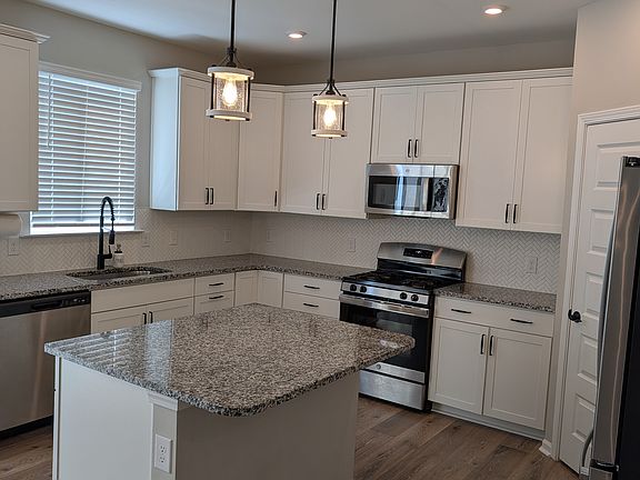 5th image of 70 Mainland Lakes Dr