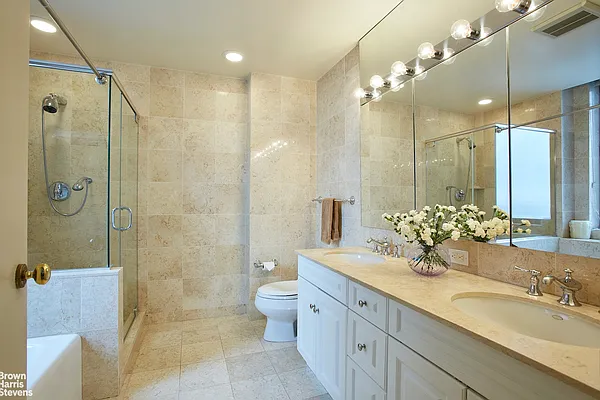 Rented by Brown Harris Stevens | media 20