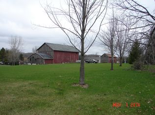 N11851 County Road A, Randolph, WI 53956