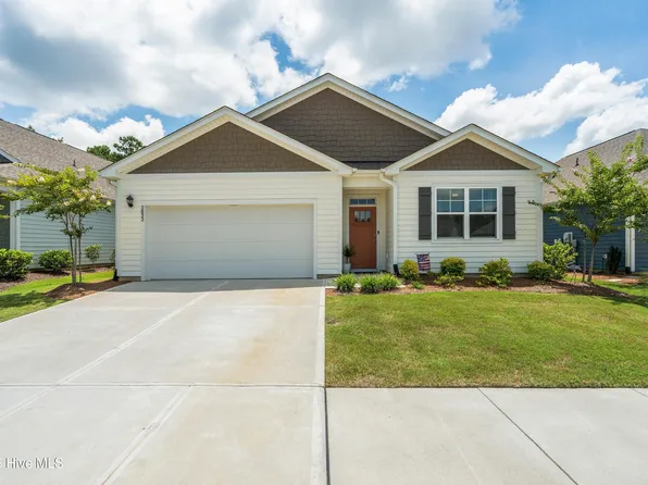 3033 Lochgreen Circle, Leland, NC 28451