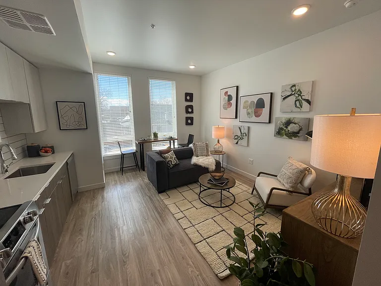 Carraway Apartments — Photo 37