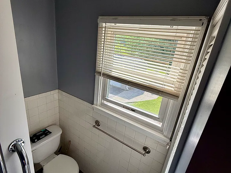 21 Fairgreen Dr — Photo 14