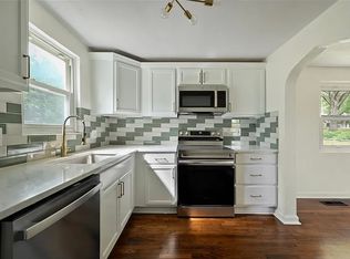 5024 NE Marvin Rd, Gladstone, MO 64118