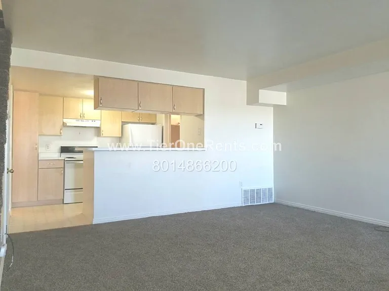 5344 S 3600 W #16 — Photo 8