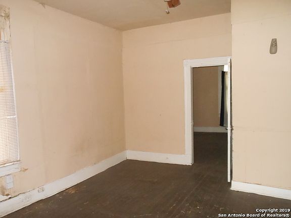 4th image of 217/219 Piedmont Ave