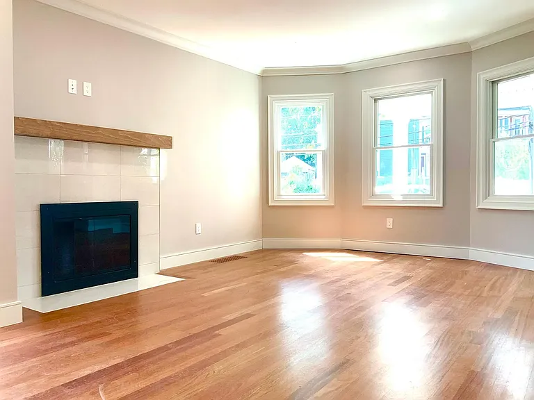 5 Paul Revere Rd — Photo 7