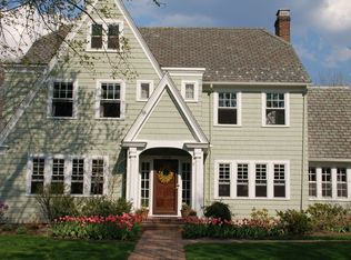 2959 Torrington Rd, Shaker Heights, OH 44122