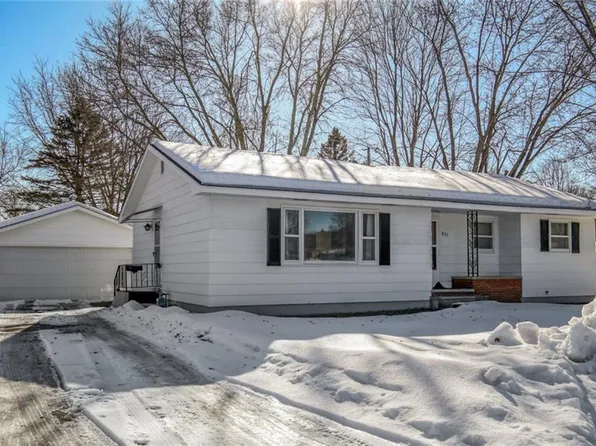 831 Dwight Street, Chippewa Falls, WI 54729
