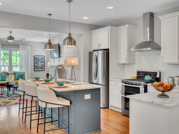 818A N 5th St, Nashville, TN 37207