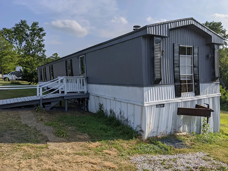 250 Harley Ln — Photo 6