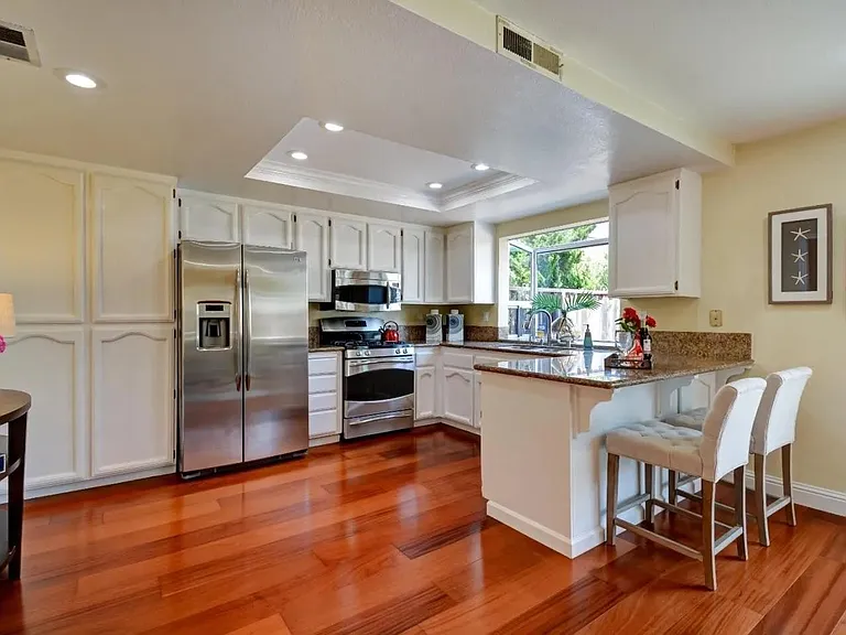34520 Willbridge Ter — Photo 8