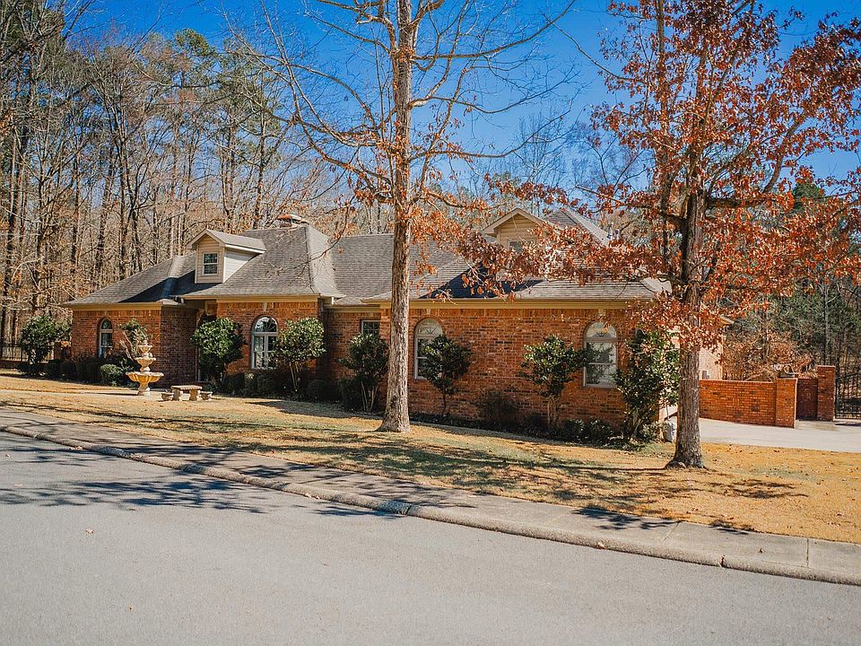 1st image of 391 Crestwood Dr