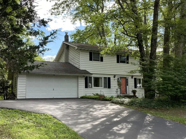 218 Roosevelt Road, Hyde Park, NY 12538