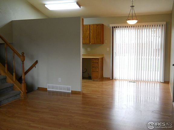 3rd image of 2845 Snowberry Pl