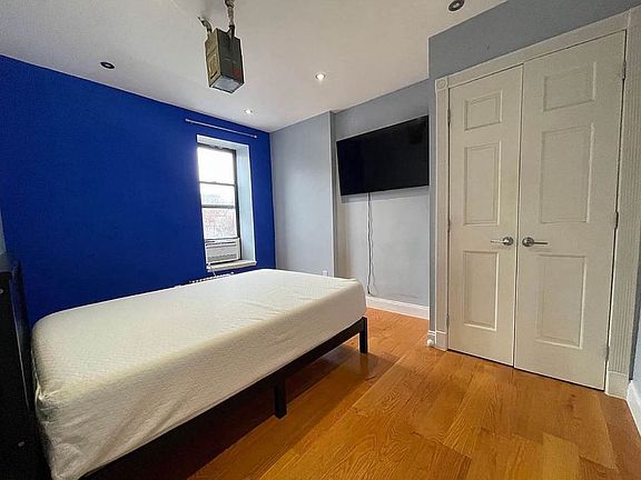 4th image of 854 W 180th St APT 6E