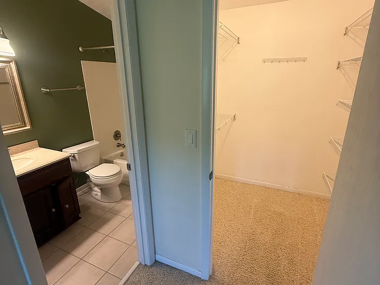 10 Woodland Hills Dr #10 — Photo 12
