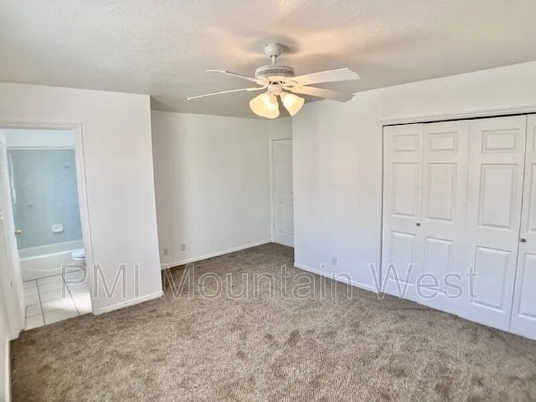 2186 N 1965 E — Photo 16