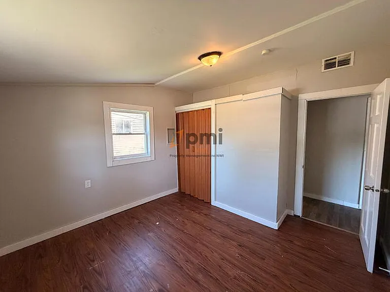 416 Van Buren Ave — Photo 8