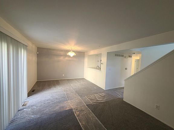 5th image of 5615 Drake Hollow Dr W