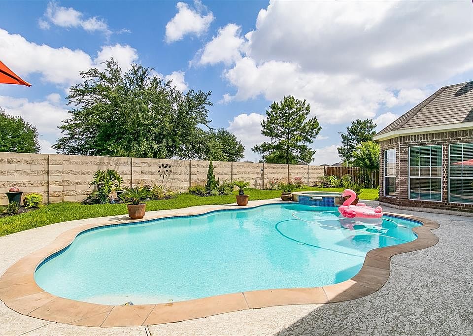 1st image of 25518 Creston Meadow Dr