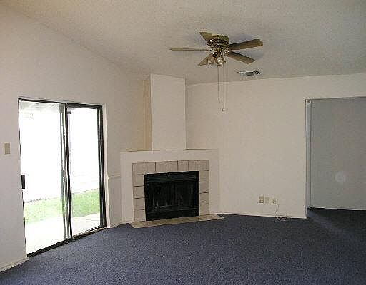 4th image of 9439 VALLEY ROCK DR
