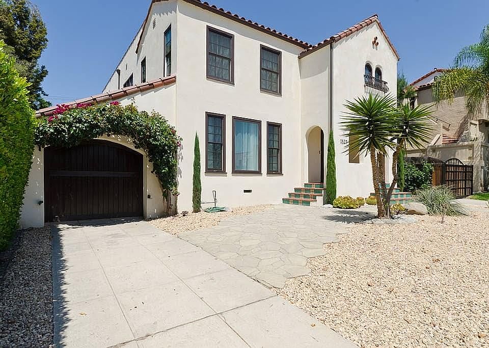 Fully fenced and remote-control gated entry. Gardener, water, sewer and trash paid by owners.