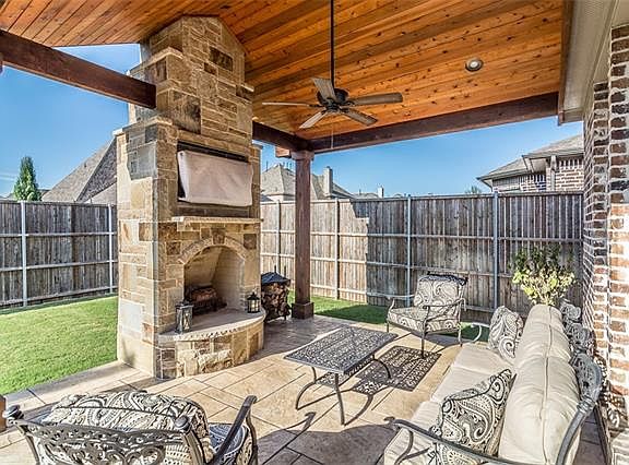 3rd image of 14750 Ireland Ln