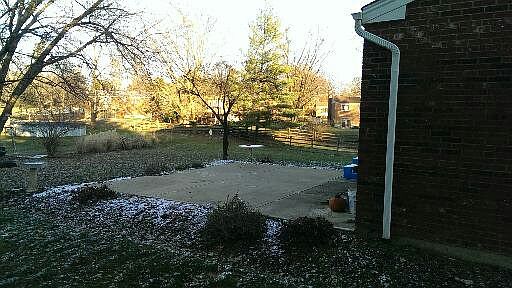 3rd image of 2612 Brookview Dr