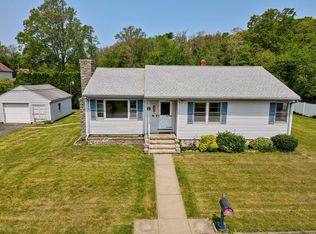 16 Pine Tree Ave, Westport, MA 02790