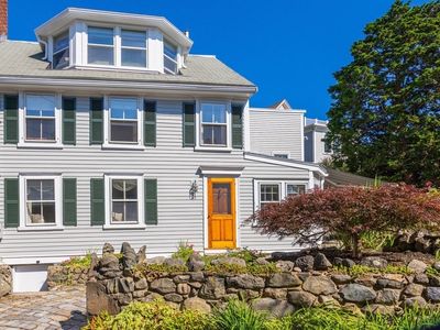 55 Lee St, Marblehead, MA, 01945
