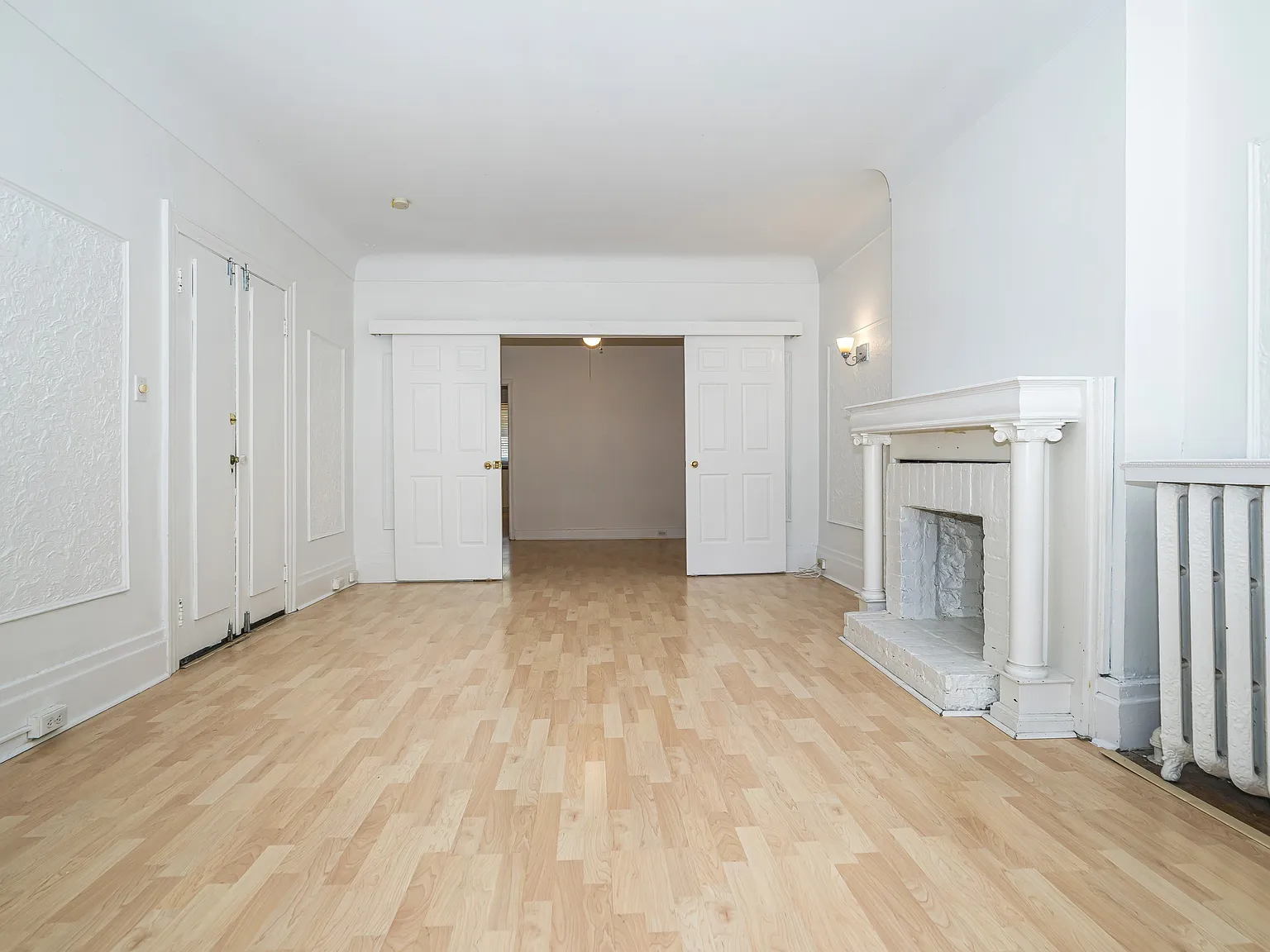 3 bed, 1000 sqft, $3,095 — Photo 4