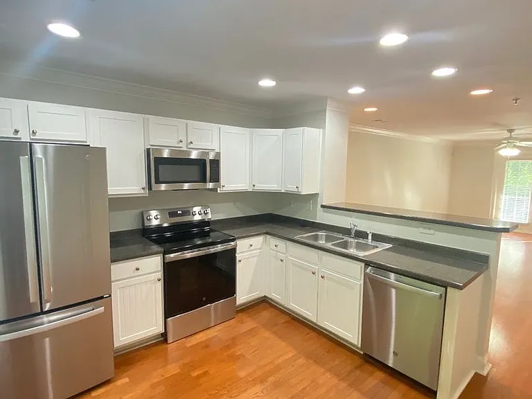 1035 Barnett Shoals Rd #723 — Photo 11
