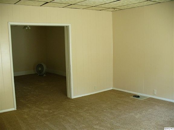 Home for Sale in Quincy, IL $59,900