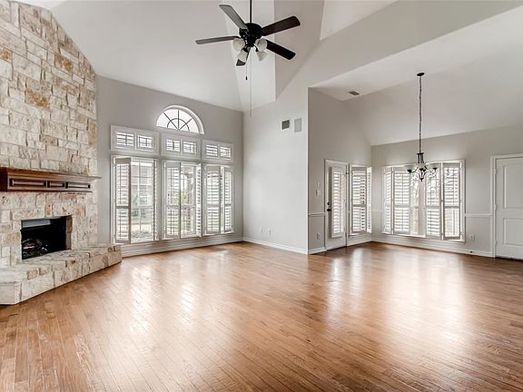 3rd image of 7016 Royal Oak Estates Dr
