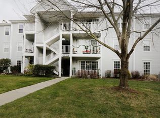 204 Larch Ln, Mahwah, NJ 07430