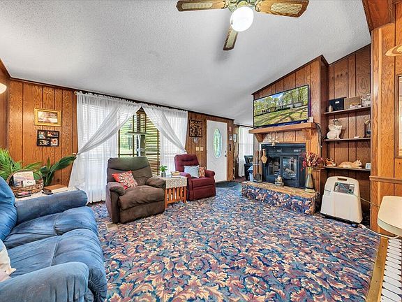 4th image of 214 Courtland Dr