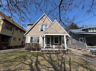 17901 Delavan Ave, Cleveland, OH 44119