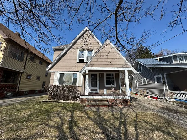 17901 Delavan Ave, Cleveland, OH 44119