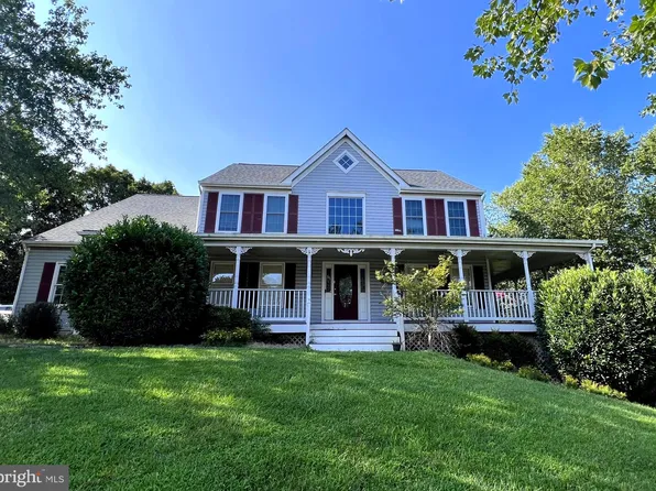 20594 Shadow Woods Ct, Sterling, VA 20165