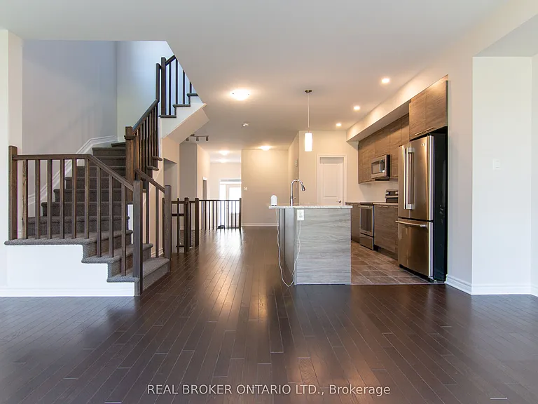 1022 Kijik Cres — Photo 12