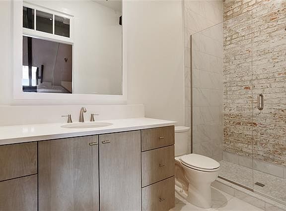 4th image of 513 Conti St #A