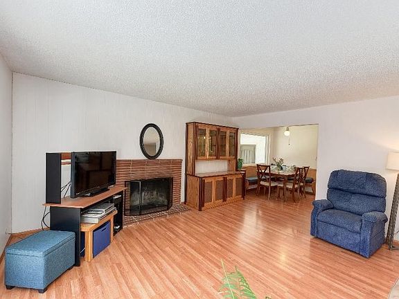 4th image of 1940 N Cirby Way