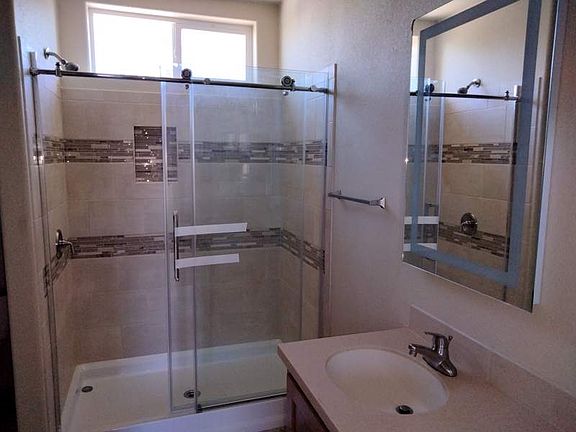 3rd image of 2727 E University Dr #124
