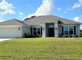 2622 NW 10th Ter, Cape Coral, FL 33993